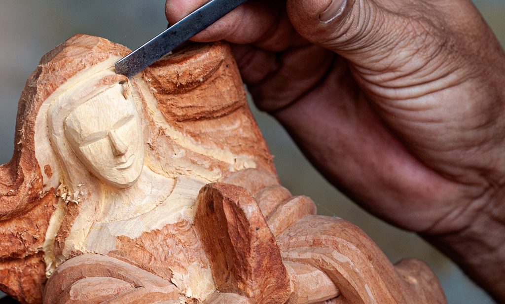 Arte Santeira, Marco Antonio Fontes de Sá - Revista Raiz