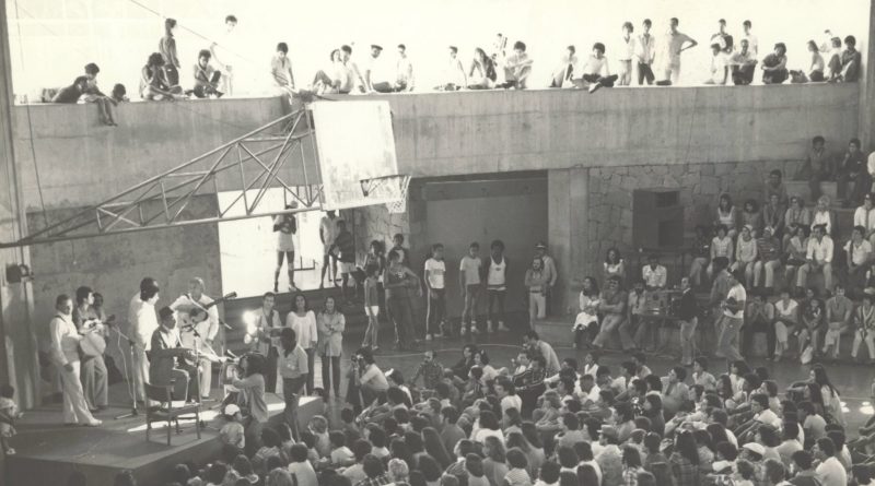 Adoniran Barbosa Ginásio Sesc Interlagos - 1980. Créditos - Acervo Sesc Memórias