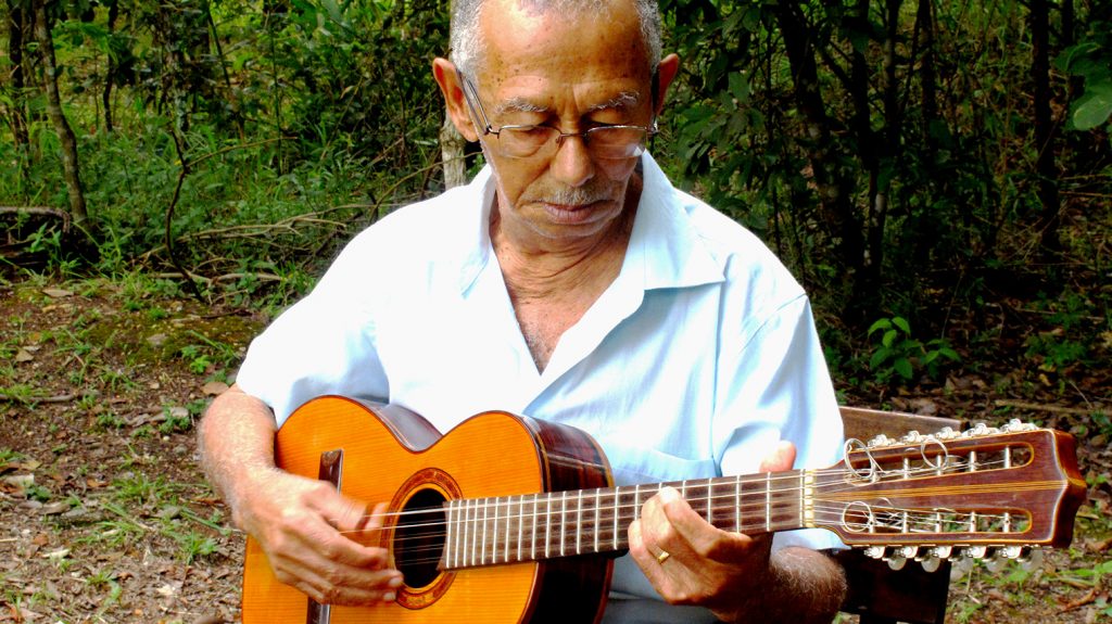 Deixa a Viola Me Levar de Mestre Manelim