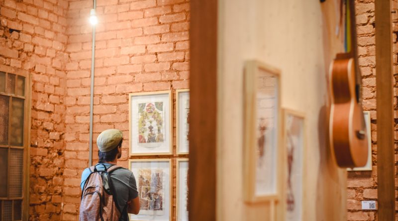 Nos Braços do Violeiro