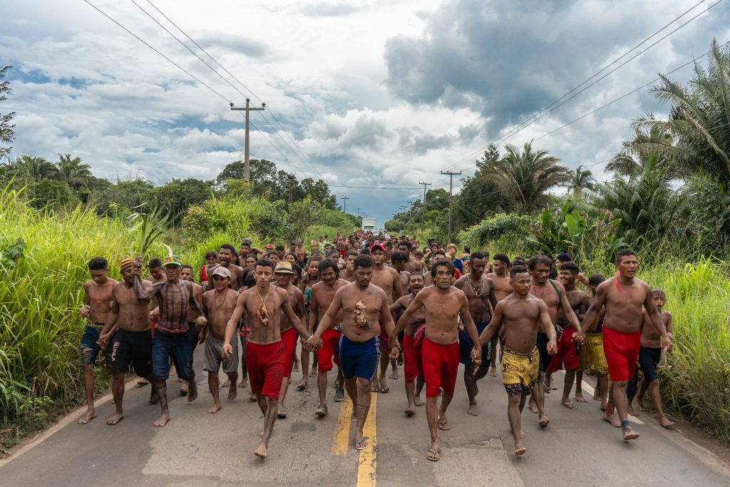 Rop Cateh Alma pintada em Terra de Encantaria dos Akroá Gamella (Território Indígena Taquaritiua, MA, Brasil) Em colaboração com Gê Viana (Santa Luiza, MA, 1986)