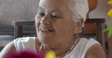 Mestra Rosália e Cia Cabelo de Maria - A Luz que me Alumeia