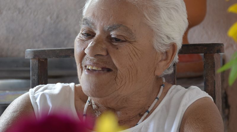 Mestra Rosália e Cia Cabelo de Maria - A Luz que me Alumeia