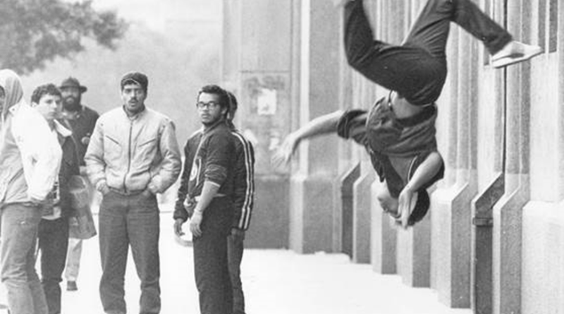 Estação São Bento: Marcos Telesforo, Fernando, DJ Hum, Thaíde, Who e Marcelo. Foto: Sérgio Amaral/Estadão Conteúdo