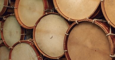 Tambores no Instituto Sociocultural Afro-Sul Odomodê (Foto: Desirée Ferreira)