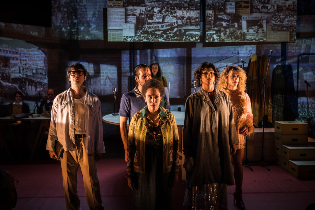 Espetáculo "Mural da Memória" é apresentado nesta semana na mostra "2025 Em Cena". Foto: Reprodução.