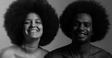 À esq, Mariane Nunes; à direita, Armr'Ore Erormray