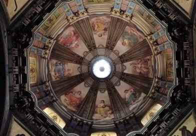 Cúpula da Igreja da Candelária - A decoração da cúpula foi realizada em fins do século XIX, com pinturas de João Zeferino da Costa e estuques de Alves Meira - foto Caio Reisewitz - IPHAN