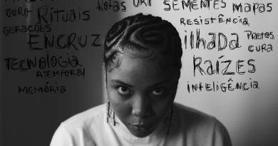 Fotógrafa bahiana Helen Salomão receberá o Prêmio Fotolivro Artesanal - crédito: Helen Salomão, autorretrato