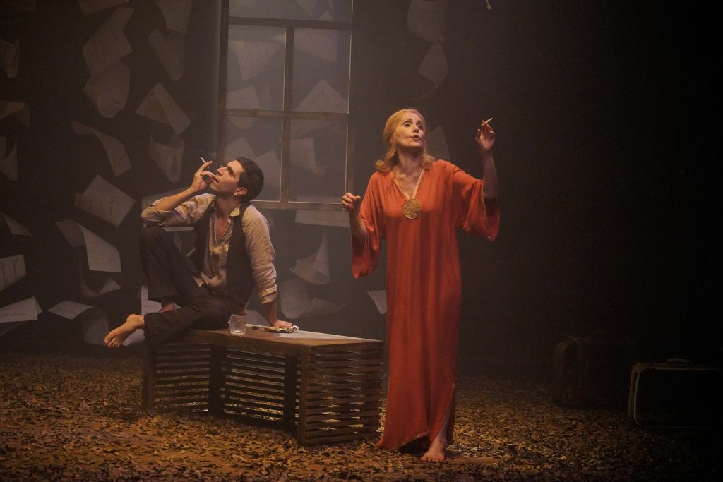 Hilda e Caio — Companhia Colateral - foto Kiko Rieser - divulgação