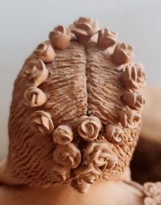 NoivaMarliete de Caruaru, PEO cabelo e as rosas esculpidas com espinho de cactos32 cm de alturaObra de 2005