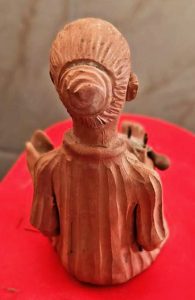 Obra a mulher do tearF. Freitas10 cm altura